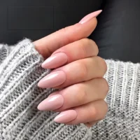 chic-nude-2